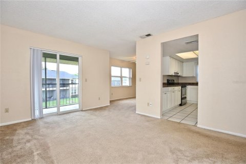 Condominio en alquiler en Orlando, Florida, 2 dormitorios, 84.08 m2 № 1918981 - foto 8