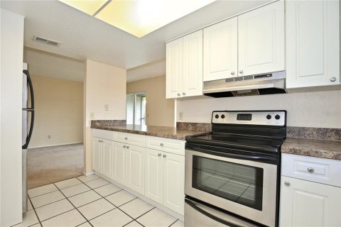 Condominio en alquiler en Orlando, Florida, 2 dormitorios, 84.08 m2 № 1918981 - foto 14