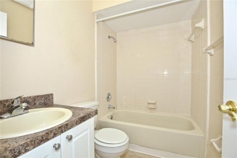 Condominio en alquiler en Orlando, Florida, 2 dormitorios, 84.08 m2 № 1918981 - foto 20