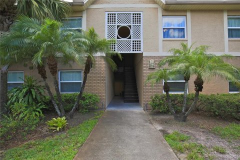 Condominio en alquiler en Orlando, Florida, 2 dormitorios, 84.08 m2 № 1918981 - foto 3