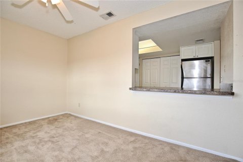 Condominio en alquiler en Orlando, Florida, 2 dormitorios, 84.08 m2 № 1918981 - foto 10