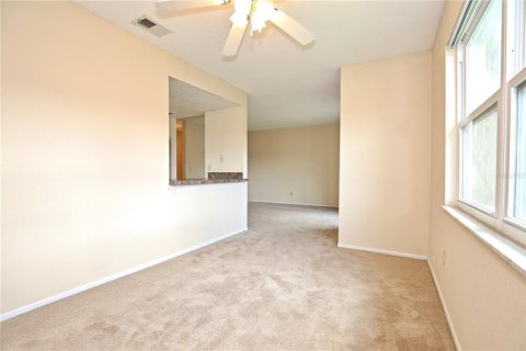 Condominio en alquiler en Orlando, Florida, 2 dormitorios, 84.08 m2 № 1918981 - foto 12