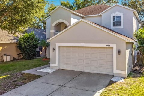 House in Orlando, Florida 4 bedrooms, 224.64 sq.m. № 2418976 - photo 4