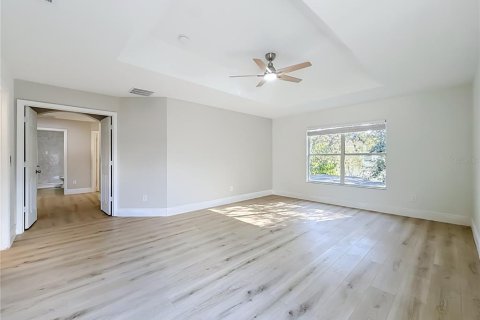 House in Orlando, Florida 4 bedrooms, 224.64 sq.m. № 2418976 - photo 25
