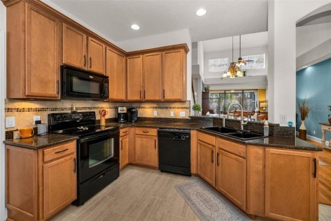 Townhouse in Largo, Florida 3 bedrooms, 205.78 sq.m. № 1537361 - photo 22