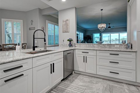 Condo in Punta Gorda, Florida, 3 bedrooms  № 1777939 - photo 15