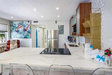 Condominio en alquiler en Sarasota, Florida, 1 dormitorio, 72.93 m2 № 1761201 - foto 18