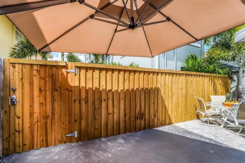 Condominio en alquiler en Sarasota, Florida, 1 dormitorio, 72.93 m2 № 1761201 - foto 29