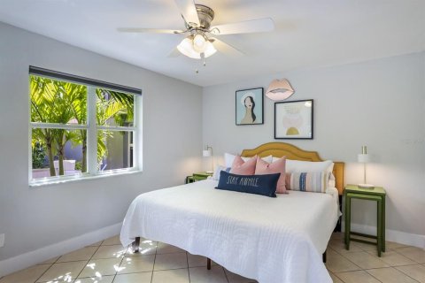 Condominio en alquiler en Sarasota, Florida, 1 dormitorio, 72.93 m2 № 1761201 - foto 27