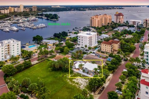 Condominio en alquiler en Sarasota, Florida, 1 dormitorio, 72.93 m2 № 1761201 - foto 4