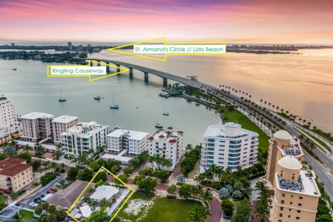 Condominio en alquiler en Sarasota, Florida, 1 dormitorio, 72.93 m2 № 1761201 - foto 1