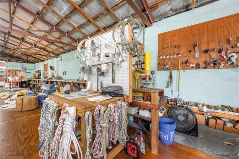 Commercial property in Cocoa, Florida № 1887072 - photo 2
