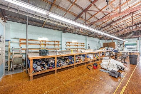 Commercial property in Cocoa, Florida № 1887072 - photo 11