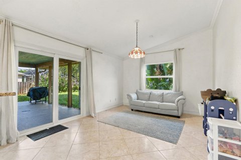 Villa ou maison à vendre à Port St. Lucie, Floride: 3 chambres, 141.77 m2 № 2401405 - photo 18