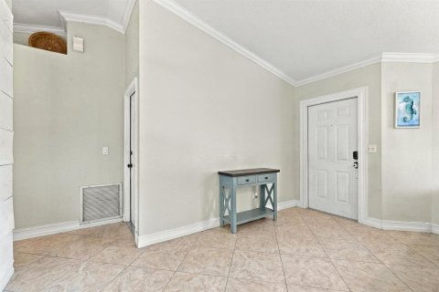 Villa ou maison à vendre à Port St. Lucie, Floride: 3 chambres, 141.77 m2 № 2401405 - photo 6