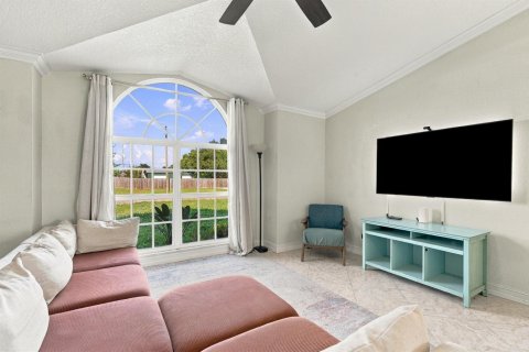 Villa ou maison à vendre à Port St. Lucie, Floride: 3 chambres, 141.77 m2 № 2401405 - photo 10