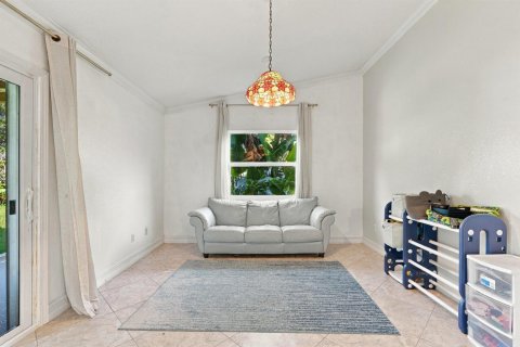 Villa ou maison à vendre à Port St. Lucie, Floride: 3 chambres, 141.77 m2 № 2401405 - photo 19