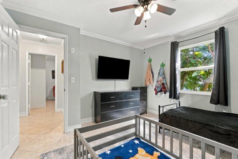 Villa ou maison à vendre à Port St. Lucie, Floride: 3 chambres, 141.77 m2 № 2401405 - photo 30