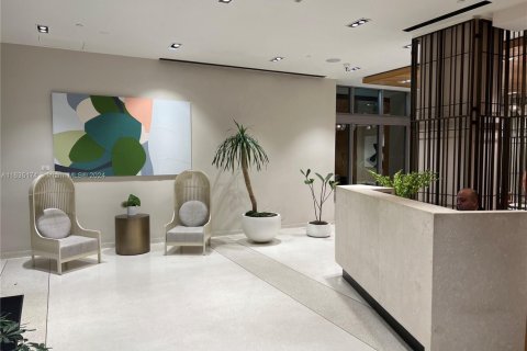 Condo in Miami Beach, Florida, 2 bedrooms  № 2061805 - photo 7