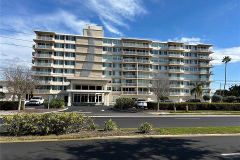 Condo à Clearwater, Floride, 2 chambres  № 2096486