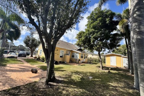 Casa en venta en Delray Beach, Florida, 5 dormitorios, 183.48 m2 № 1925160 - foto 19