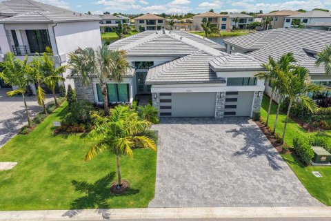 House in Boca Raton, Florida 4 bedrooms, 293.85 sq.m. № 2086377 - photo 2