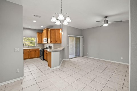 Touwnhouse à vendre à Riverview, Floride: 3 chambres, 140.56 m2 № 1597685 - photo 12