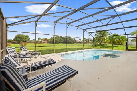 Casa en venta en Kissimmee, Florida, 4 dormitorios, 193.61 m2 № 1916797 - foto 2