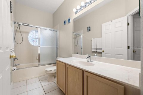 Casa en venta en Kissimmee, Florida, 4 dormitorios, 193.61 m2 № 1916797 - foto 24