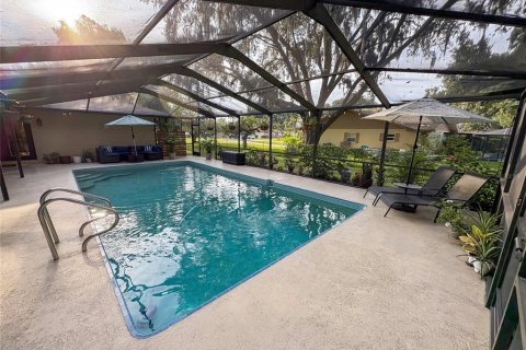 Villa ou maison à vendre à Winter Haven, Floride: 4 chambres, 222.97 m2 № 2401186 - photo 27