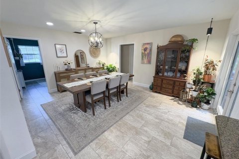 Villa ou maison à vendre à Winter Haven, Floride: 4 chambres, 222.97 m2 № 2401186 - photo 11