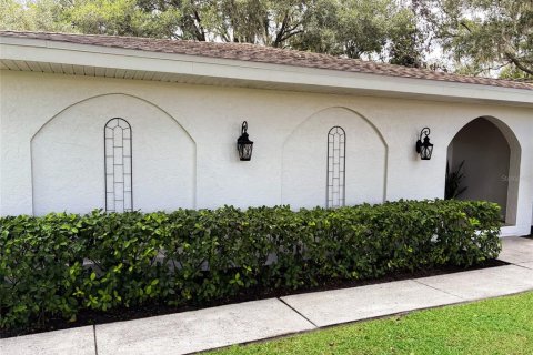 Villa ou maison à vendre à Winter Haven, Floride: 4 chambres, 222.97 m2 № 2401186 - photo 6