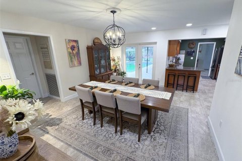 Villa ou maison à vendre à Winter Haven, Floride: 4 chambres, 222.97 m2 № 2401186 - photo 12