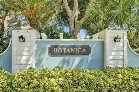House in Jupiter, Florida 4 bedrooms, 290.41 sq.m. № 2191646 - photo 13