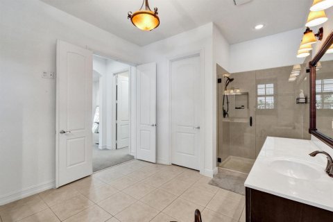 House in Jupiter, Florida 4 bedrooms, 290.41 sq.m. № 2191646 - photo 21