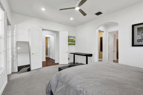 House in Jupiter, Florida 4 bedrooms, 290.41 sq.m. № 2191646 - photo 18