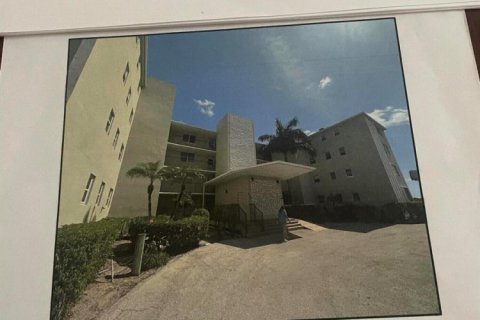 Condo in Boynton Beach, Florida, 2 bedrooms  № 2082184