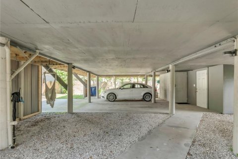 Villa ou maison à vendre à Tampa, Floride: 2 chambres, 111.48 m2 № 2093096 - photo 30