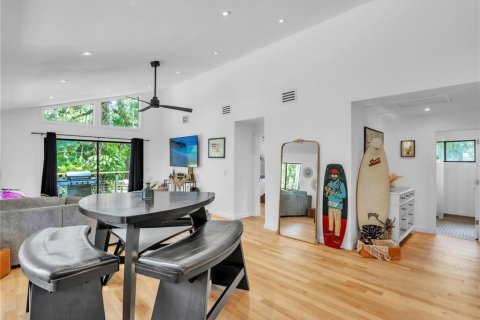 Villa ou maison à vendre à Tampa, Floride: 2 chambres, 111.48 m2 № 2093096 - photo 9