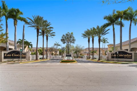 Touwnhouse à vendre à Doral, Floride: 3 chambres, 206.8 m2 № 2048558 - photo 23