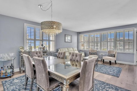 Condominio en Fort Lauderdale, Florida, 2 dormitorios  № 2179907