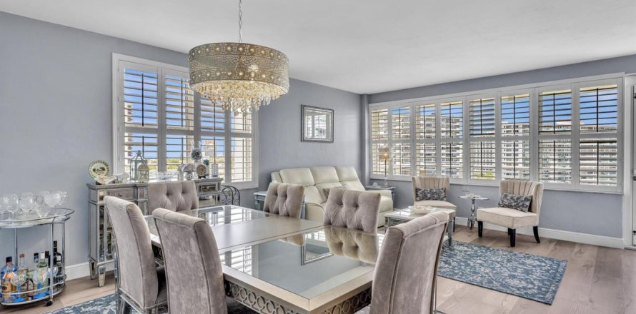 Condominio en Fort Lauderdale, Florida, 2 dormitorios № 2179907