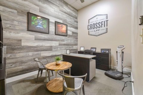 Commercial property in Coconut Creek, Florida № 1958203 - photo 22