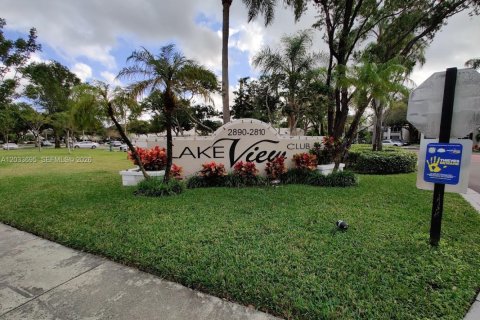 Condo à Oakland Park, Floride, 2 chambres № 2078032