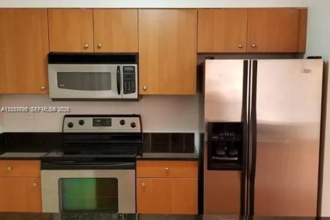 Copropriété à louer à Oakland Park, Floride: 2 chambres, 96.43 m2 № 2078032 - photo 4