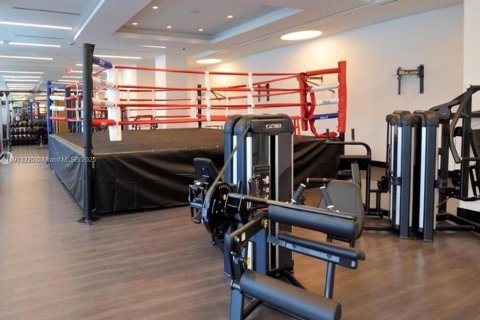 Condo in Miami, Florida, 2 bedrooms  № 1969343 - photo 29