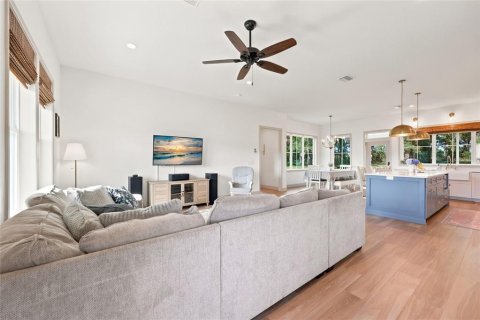 Casa en venta en Bell, Florida, 3 dormitorios, 167.97 m2 № 2158005 - foto 10