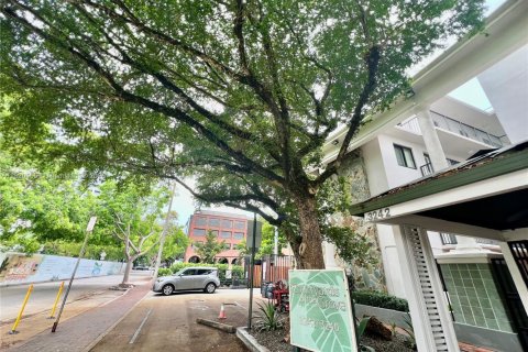 Copropriété à vendre à Miami, Floride: 2 chambres, 64.29 m2 № 1779180 - photo 21