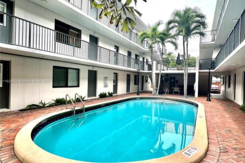 Copropriété à vendre à Miami, Floride: 2 chambres, 64.29 m2 № 1779180 - photo 16