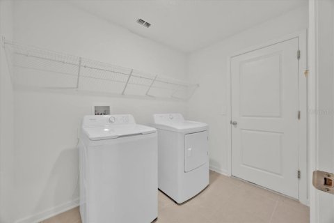 Casa en alquiler en Lake Wales, Florida, 4 dormitorios, 169.45 m2 № 1906411 - foto 9